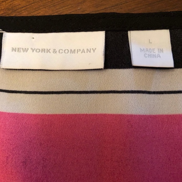 NEW YORK &COMPANY PRINT black, pink blouse, size L - Picture 3 of 4